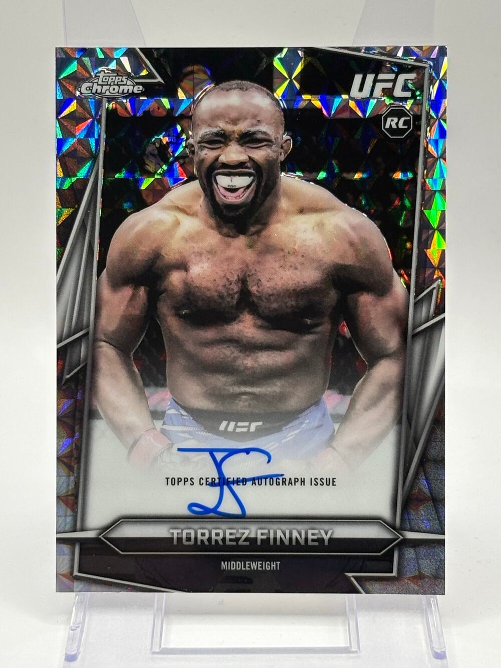 2026 Topps Chrome UFC Torrez Finney Rookie Geometric Refractor Auto RC